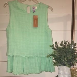 Boutique Top, NWT